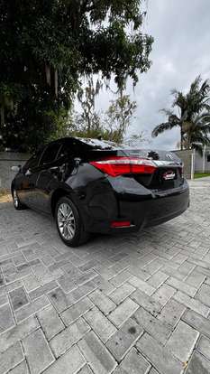TOYOTA-COROLLA-2017