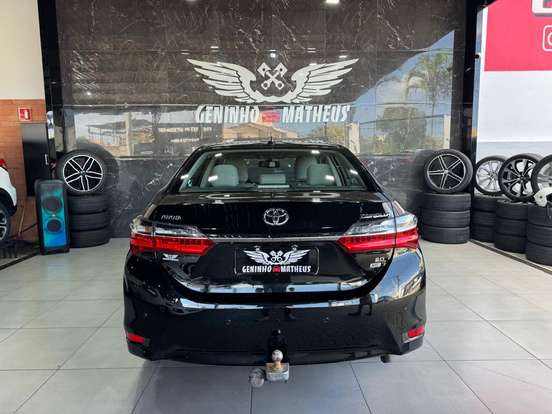 TOYOTA-COROLLA-1.8 GLI UPPER 16V FLEX 4P AUTOMÁTICO TOYOTA-COROLLA-2018