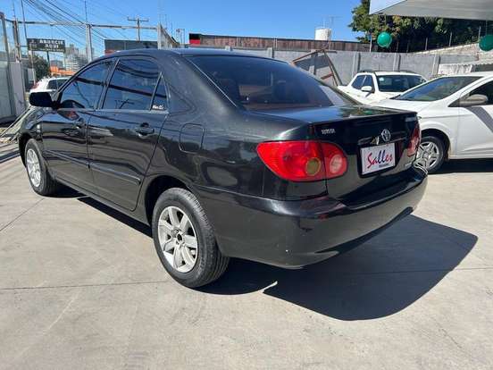 TOYOTA-COROLLA-2004