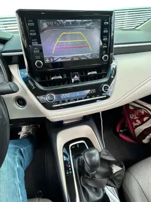 TOYOTA-COROLLA-2019