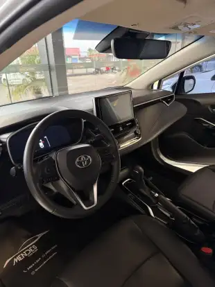 TOYOTA-COROLLA-2024