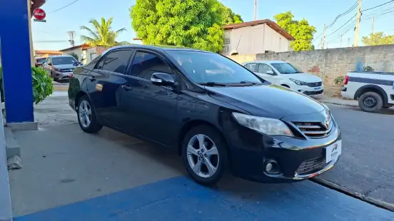 TOYOTA-COROLLA-2011