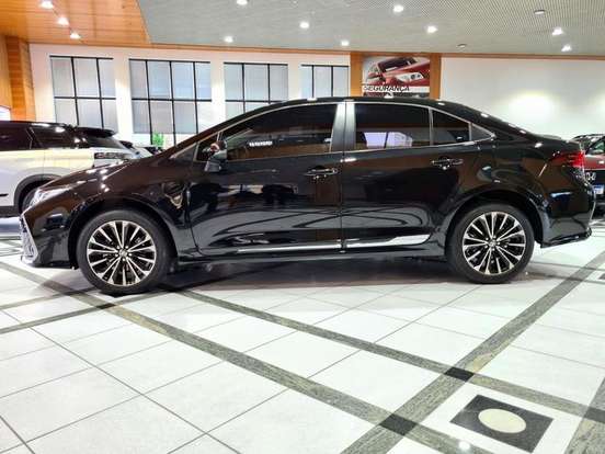 TOYOTA-COROLLA-2024
