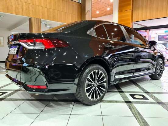 TOYOTA-COROLLA-2024