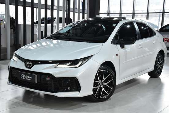 TOYOTA-COROLLA-2025