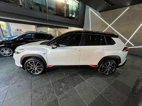 TOYOTA-COROLLA-2024