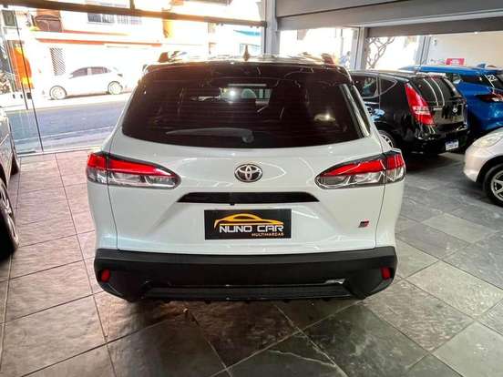 TOYOTA-COROLLA-2024