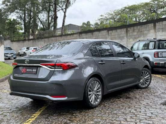 TOYOTA-COROLLA-2025