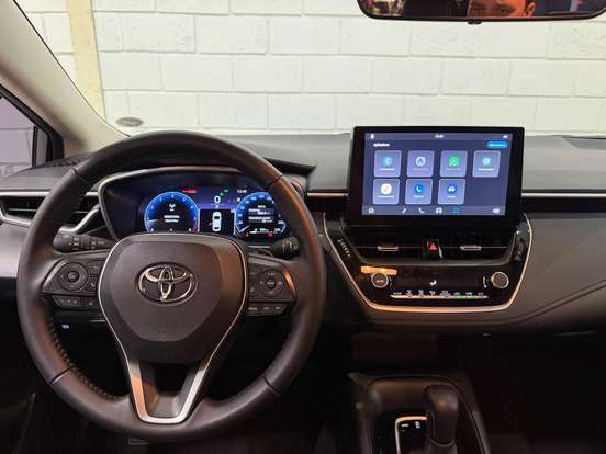 TOYOTA-COROLLA-2025