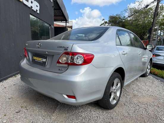 TOYOTA-COROLLA-2.0 XEI 16V FLEX 4P AUTOMÁTICO TOYOTA-COROLLA-2011