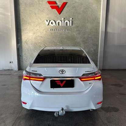 TOYOTA-COROLLA-2014