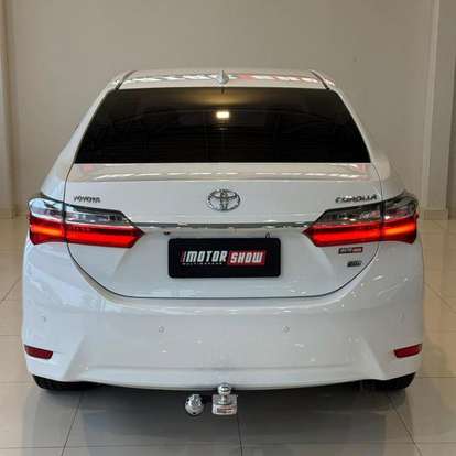 TOYOTA-COROLLA-2018
