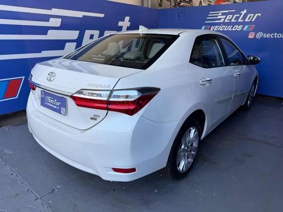 TOYOTA-COROLLA-2017