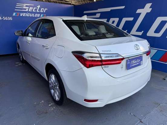 TOYOTA-COROLLA-2017