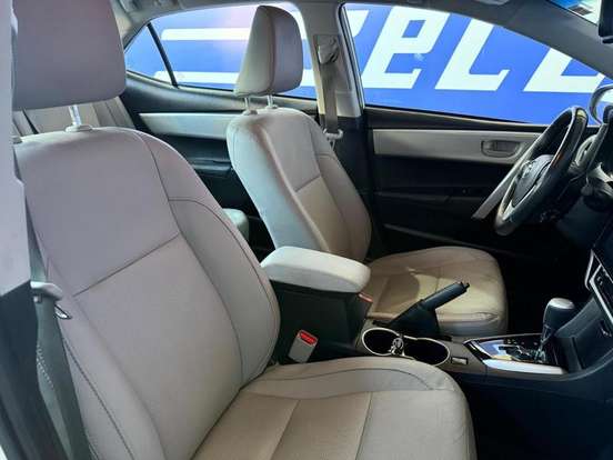 TOYOTA-COROLLA-2017