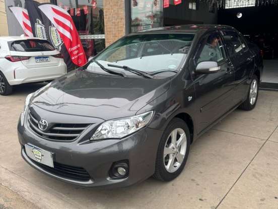 TOYOTA-COROLLA-2013