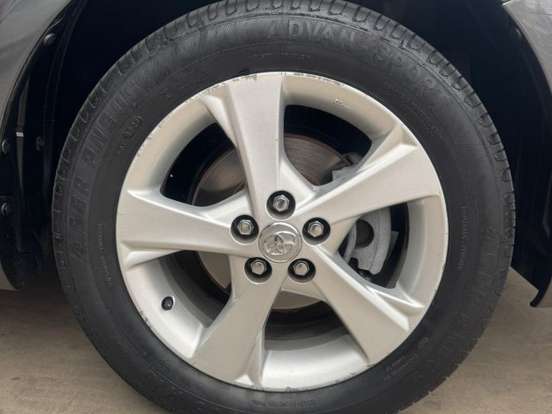 TOYOTA-COROLLA-2013