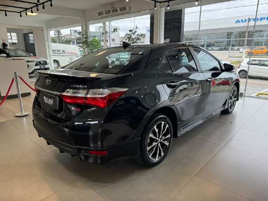 TOYOTA-COROLLA-2017