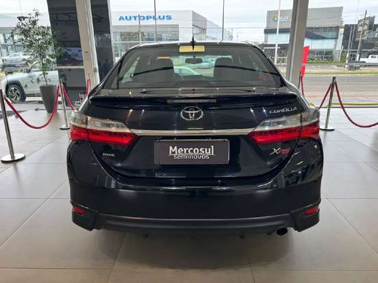 TOYOTA-COROLLA-2017