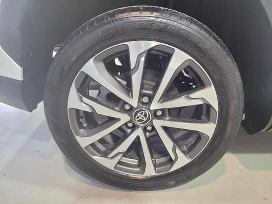 TOYOTA-COROLLA CROSS-2023