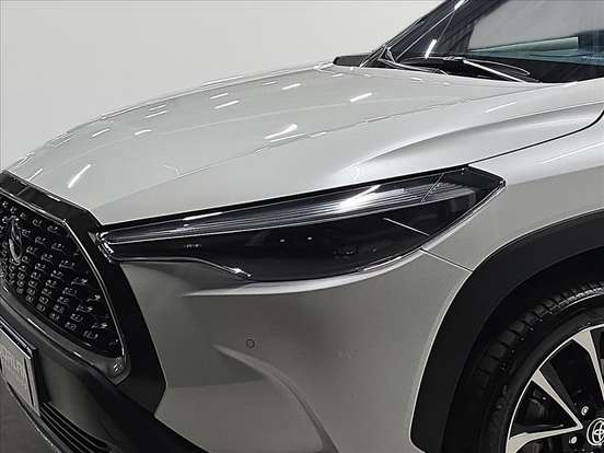 TOYOTA-COROLLA CROSS-2024