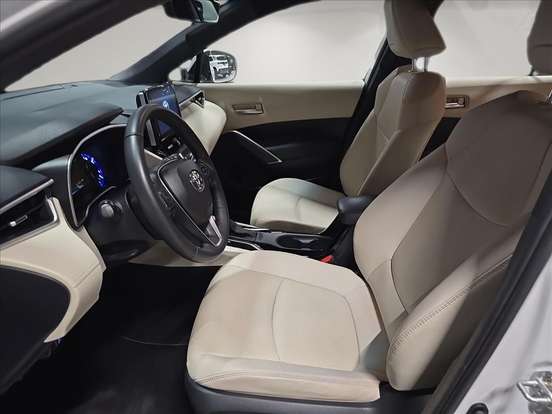 TOYOTA-COROLLA CROSS-2024