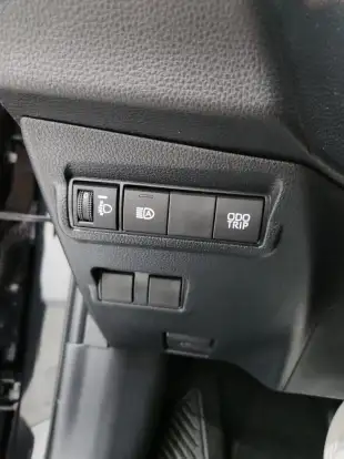 TOYOTA-COROLLA CROSS-2026