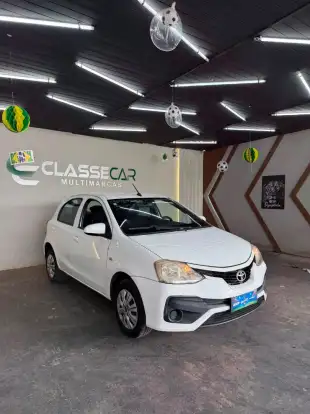 TOYOTA-ETIOS-2017