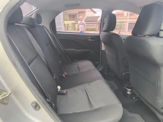 TOYOTA-ETIOS-1.5 X PLUS SEDAN 16V FLEX 4P AUTOMÁTICO TOYOTA-ETIOS-2019