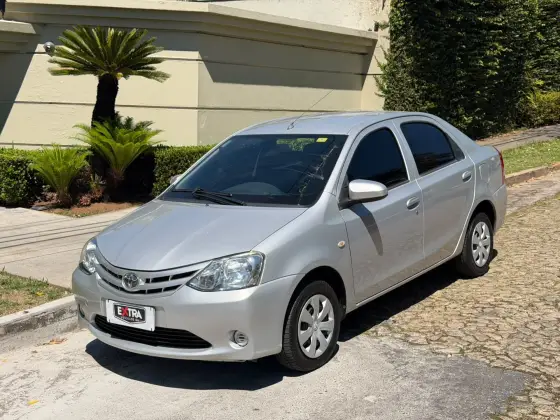 TOYOTA ETIOS 1.5 X SEDAN 16V FLEX 4P MANUAL