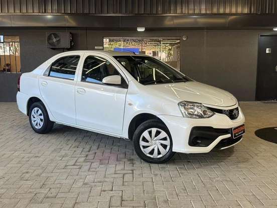TOYOTA-ETIOS-1.3 X 16V FLEX 4P AUTOMÁTICO TOYOTA-ETIOS-2017
