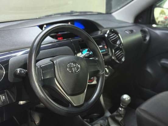 TOYOTA-ETIOS-1.3 X 16V FLEX 4P AUTOMÁTICO TOYOTA-ETIOS-2019