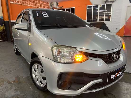 TOYOTA-ETIOS-2017