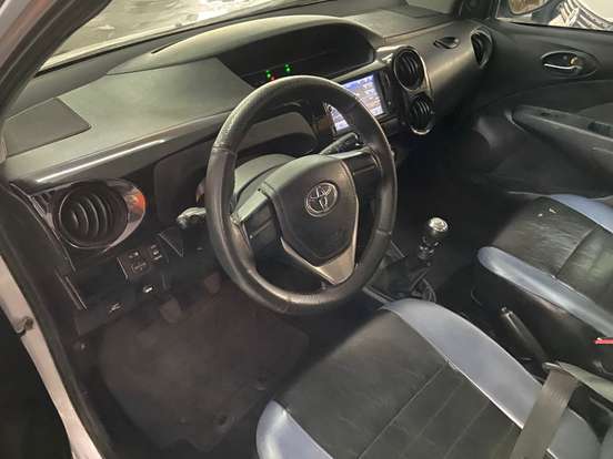TOYOTA-ETIOS-1.3 X 16V FLEX 4P MANUAL TOYOTA-ETIOS-2017