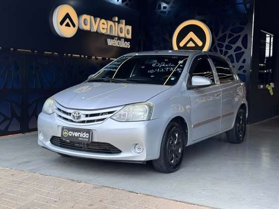 TOYOTA-ETIOS-2014