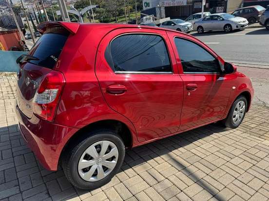 TOYOTA-ETIOS-1.3 X 16V FLEX 4P MANUAL TOYOTA-ETIOS-2015