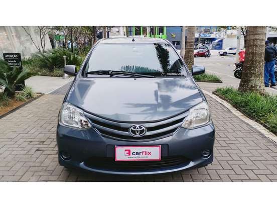 TOYOTA-ETIOS-2013