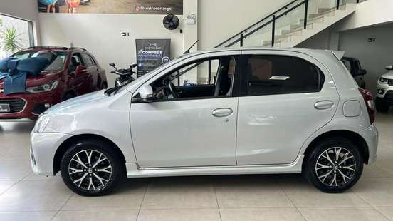 TOYOTA-ETIOS-1.5 PLATINUM 16V FLEX 4P AUTOMÁTICO TOYOTA-ETIOS-2017