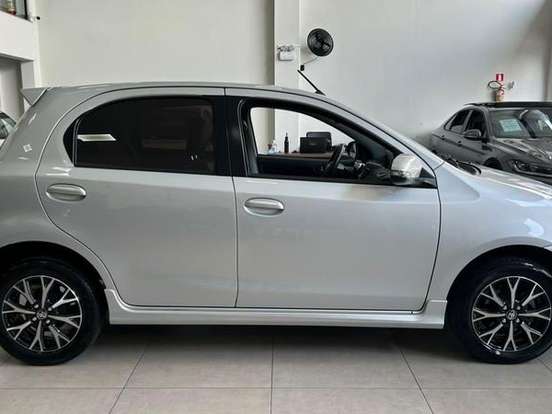 TOYOTA-ETIOS-1.5 PLATINUM 16V FLEX 4P AUTOMÁTICO TOYOTA-ETIOS-2017