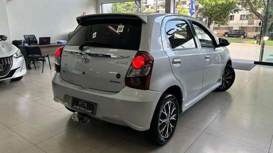 TOYOTA-ETIOS-1.5 PLATINUM 16V FLEX 4P AUTOMÁTICO TOYOTA-ETIOS-2017