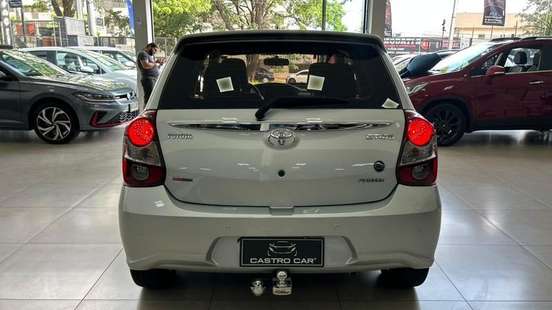 TOYOTA-ETIOS-1.5 PLATINUM 16V FLEX 4P AUTOMÁTICO TOYOTA-ETIOS-2017