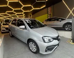 TOYOTA ETIOS 1.5 X PLUS 16V FLEX 4P AUTOMÁTICO TOYOTA ETIOS 1.5 X PLUS 16V FLEX 4P AUTOMÁTICO