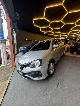 TOYOTA-ETIOS-1.5 X PLUS 16V FLEX 4P AUTOMÁTICO TOYOTA-ETIOS-2020