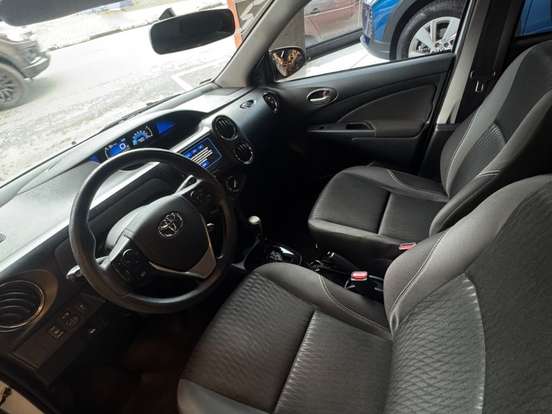 TOYOTA-ETIOS-1.5 X PLUS 16V FLEX 4P AUTOMÁTICO TOYOTA-ETIOS-2020