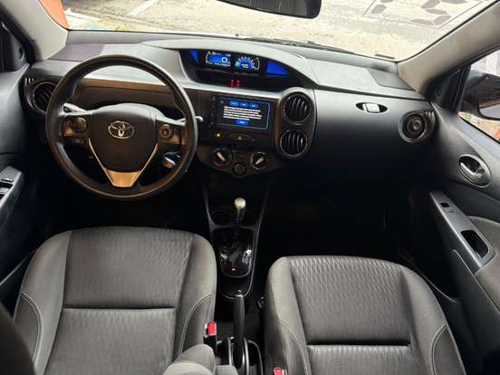 TOYOTA-ETIOS-1.5 X PLUS 16V FLEX 4P AUTOMÁTICO TOYOTA-ETIOS-2020