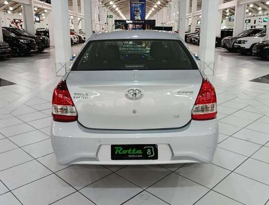 TOYOTA-ETIOS-1.5 X SEDAN 16V FLEX 4P AUTOMÁTICO TOYOTA-ETIOS-2019
