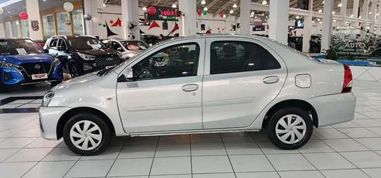 TOYOTA-ETIOS-1.5 X SEDAN 16V FLEX 4P AUTOMÁTICO TOYOTA-ETIOS-2019