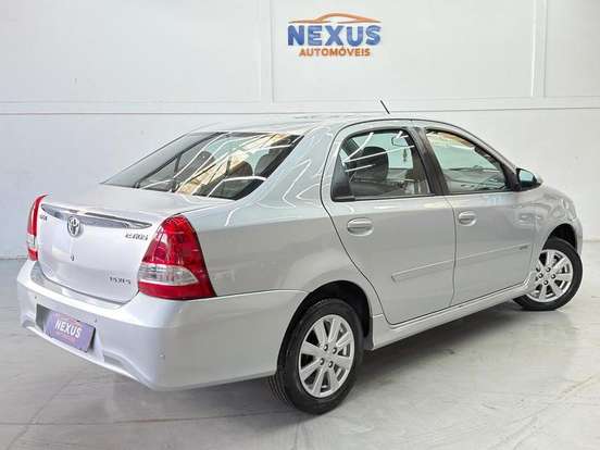 TOYOTA-ETIOS-1.5 XLS 16V FLEX 4P AUTOMÁTICO TOYOTA-ETIOS-2017