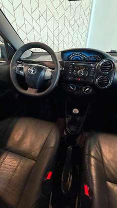 TOYOTA-ETIOS-2014