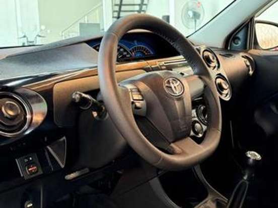 TOYOTA-ETIOS-1.5 XLS 16V FLEX 4P MANUAL TOYOTA-ETIOS-2014